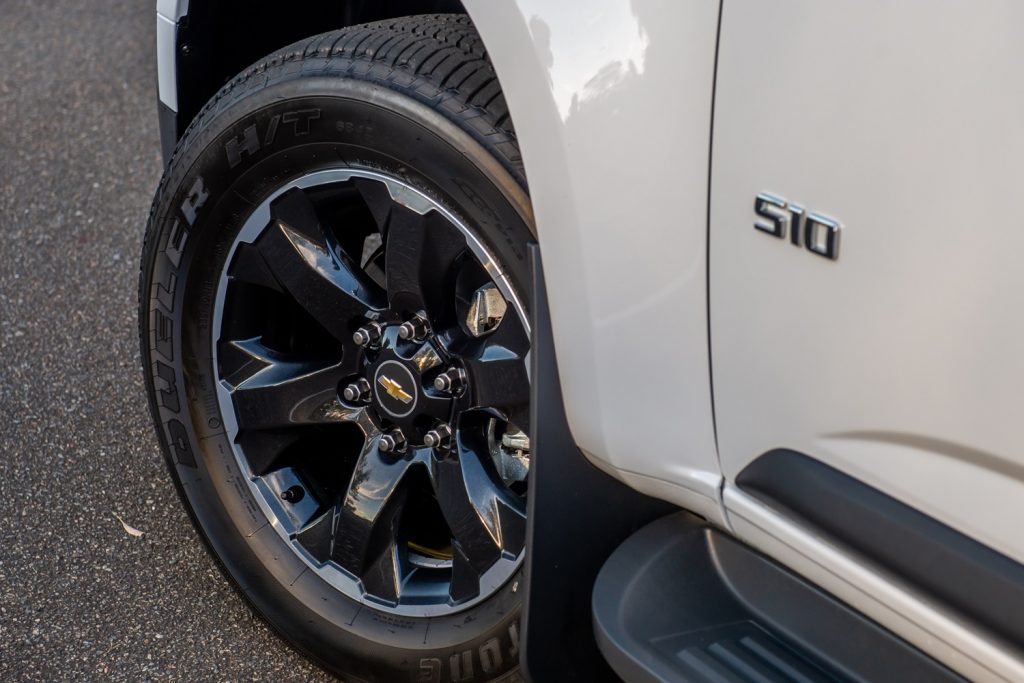 An image of the current Chevy S10's front alloy wheel.