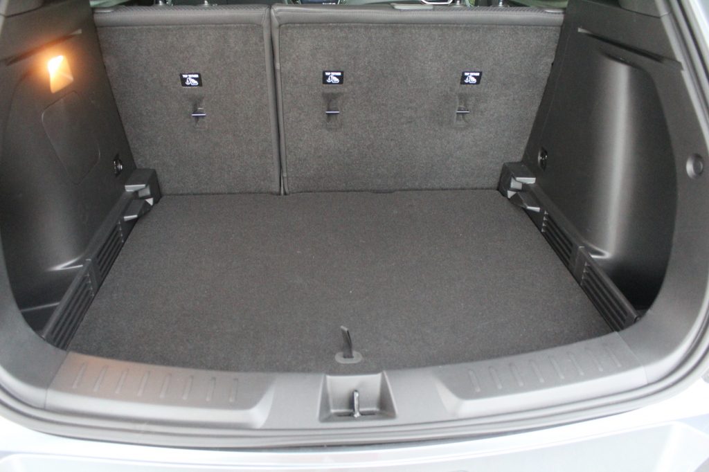 2021 Chevrolet Trailblazer trunk with lowered load floor height