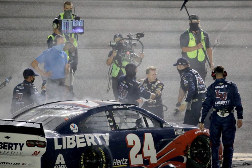 Byron Takes First NASCAR Win At Daytona: Video | GM Authority