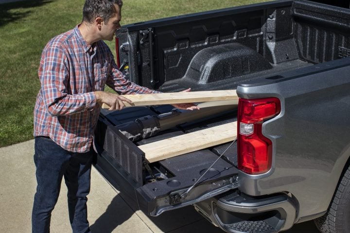 The Multi-Flex / MultiPro tailgate in action. 