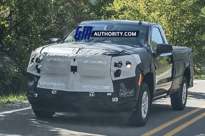 2022 Chevy Silverado Refresh Caught In Regular Cab Guise | GM Authority