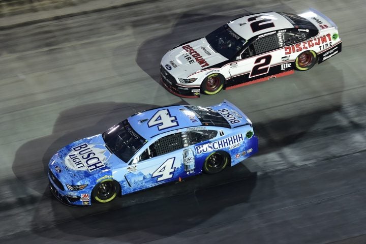 Harvick Takes NASCAR Bristol Win: Video | GM Authority