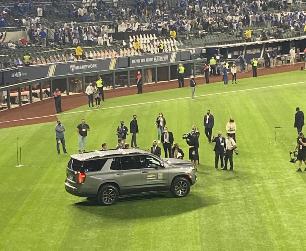 L.A. Dodgers Corey Seager Wins MVP Award, 2021 Chevy Tahoe