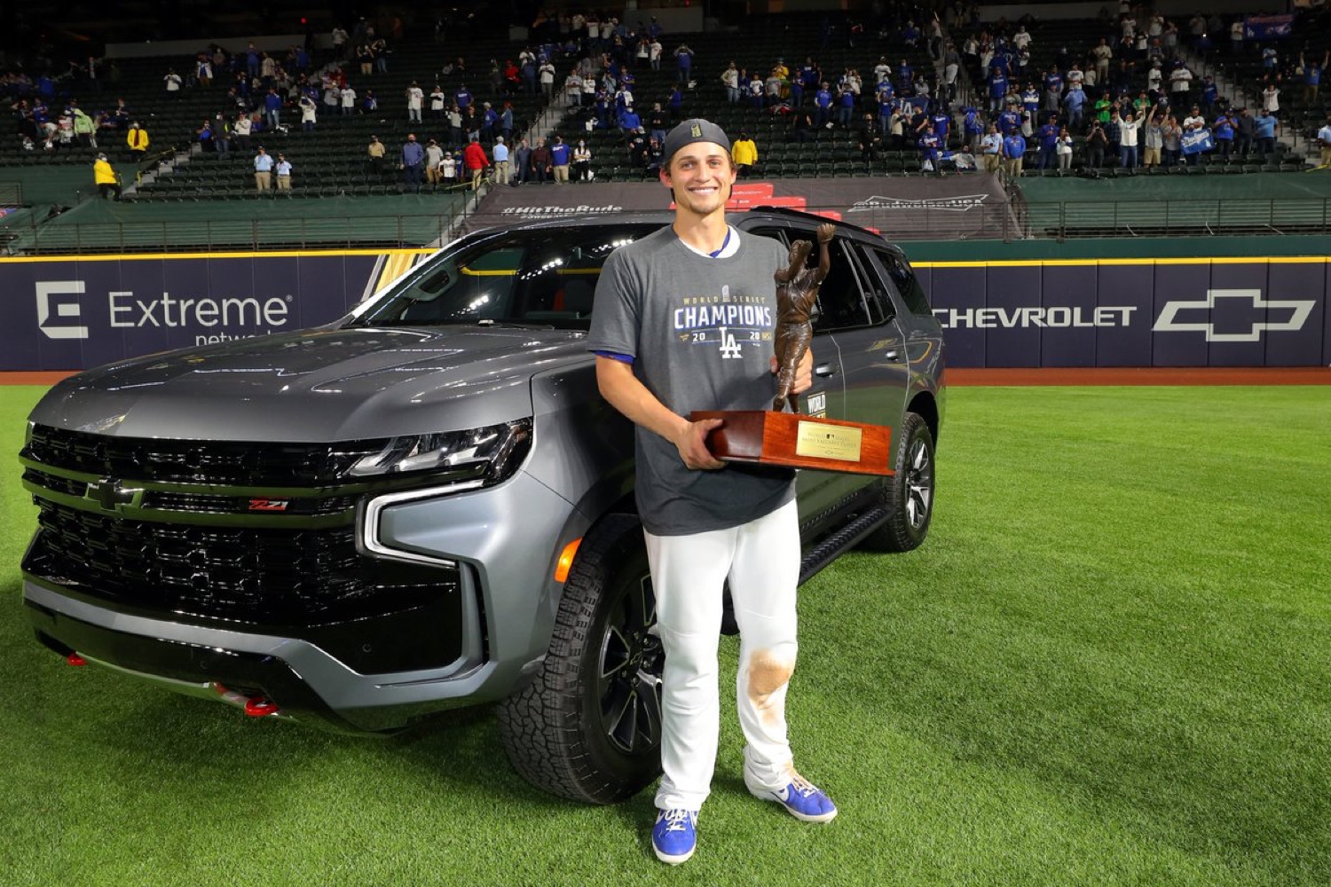 Dodgers: Corey Seager Calls World Series MVP Tahoe the Perfect Wedding Gift