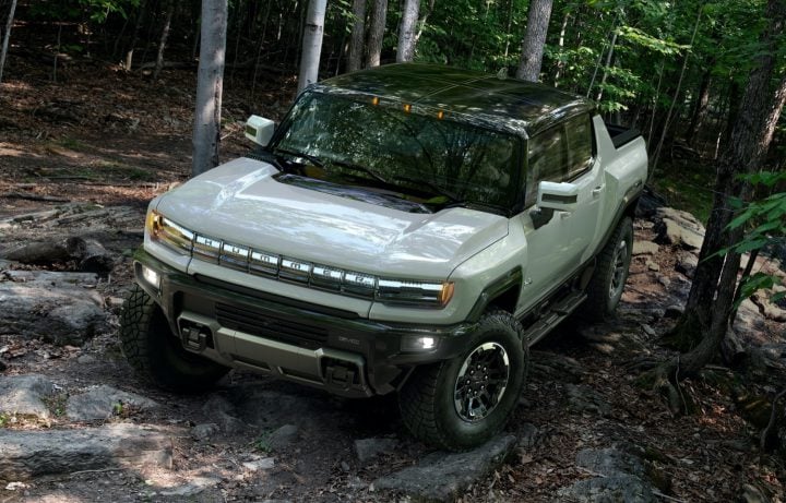 GMC Hummer EV To Feature Tire Pressure Sensor Software | GM Authority