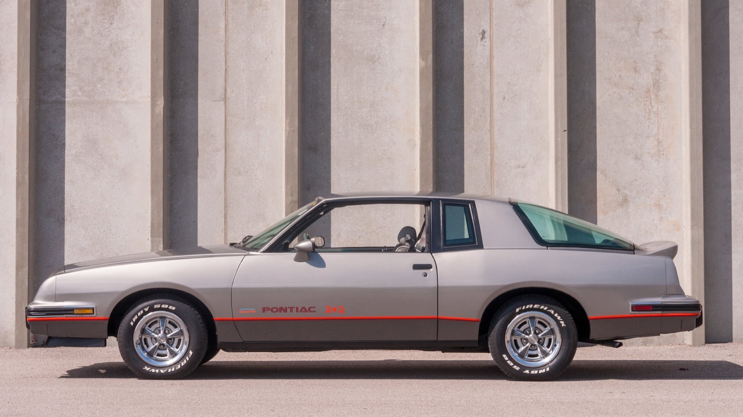 What's Collectible Automobile's beef with the 1978-80 Pontiac Grand Prix? -  Indie Auto