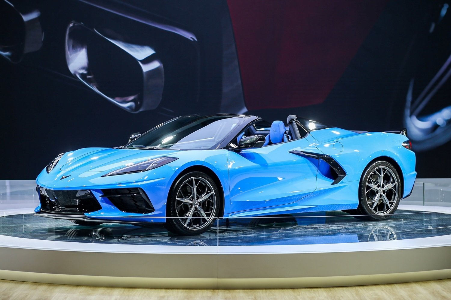 corvette 2022 blue