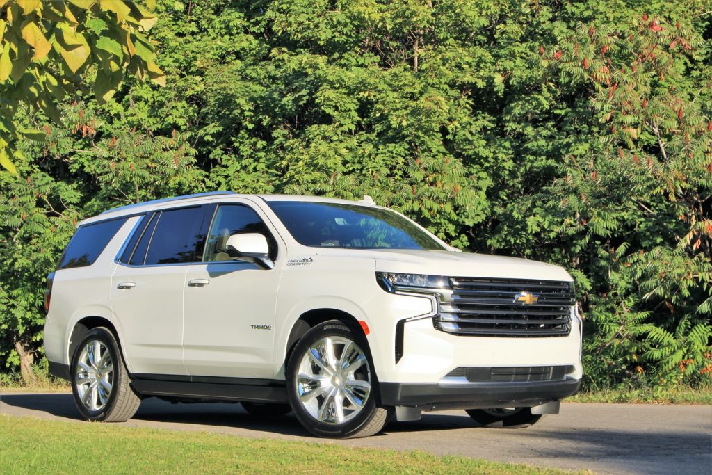 A front three-quarters view of the Chevy Tahoe High Country.