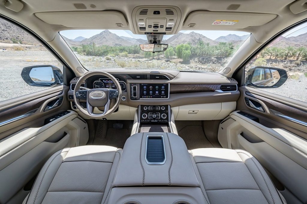 The 10 Best Car Interiors of 2022 According to WardsAuto - 1/11