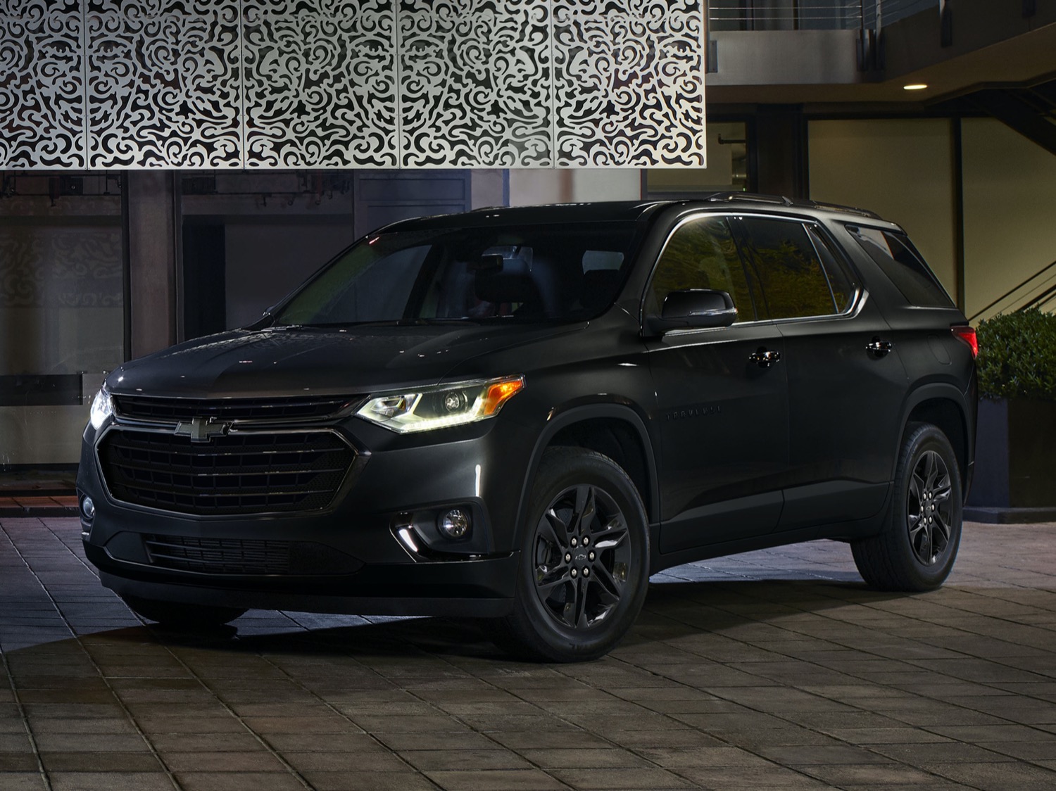 2021 Chevy Traverse Midnight, Sport Package Price Revealed | GM Authority