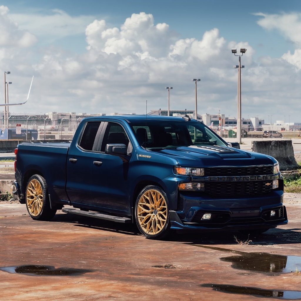 gold wheels truck