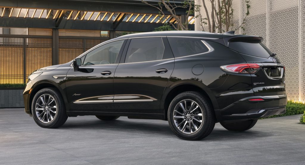 Rear three quarters view of the 2024 Buick Enclave.