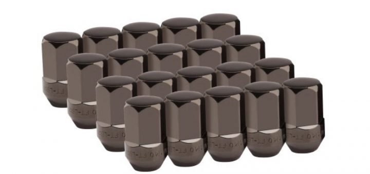 2020 silverado black lug nuts