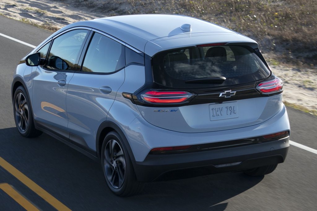 Chevy bolt deals safety features