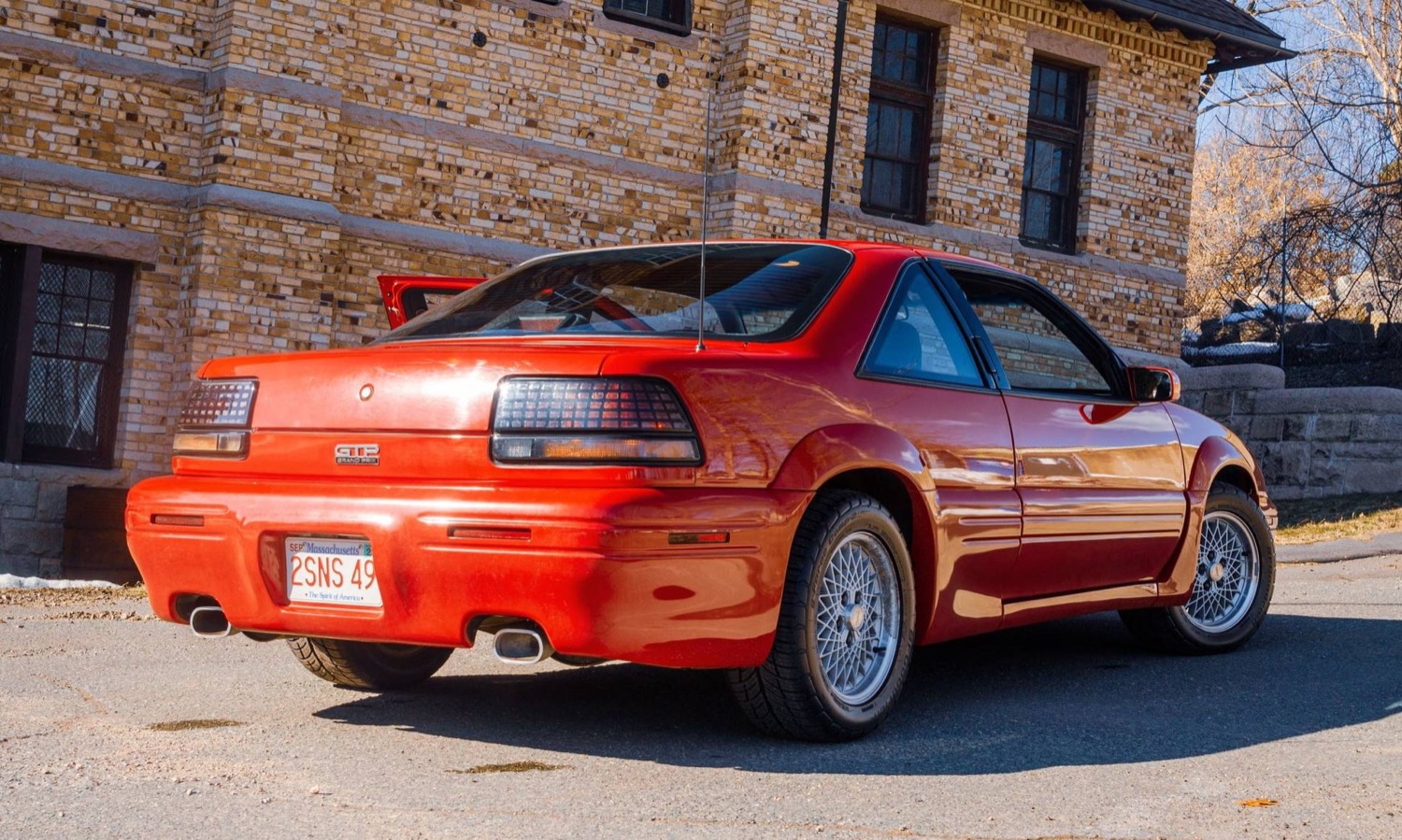1995 Pontiac Grand Prix With Less Than 3,000 Miles Up For Sale: Video