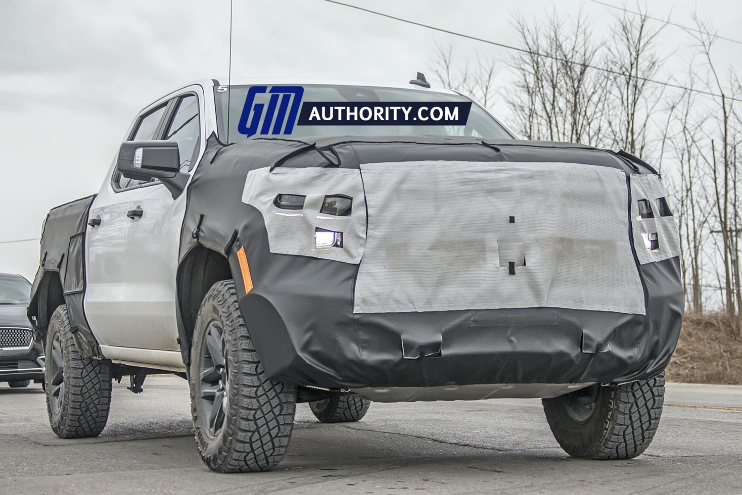 Chevy Silverado ZR2 Trail Boss Wears Larger Tires Than Current Trail Boss