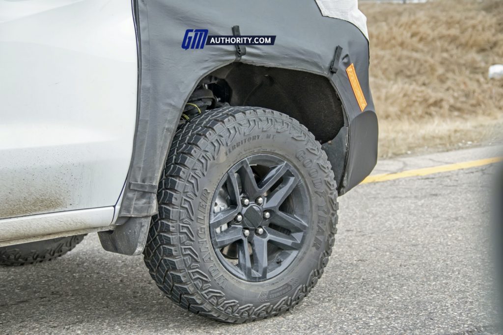 Chevy Silverado ZR2 Trail Boss Wears Larger Tires Than Current Trail Boss