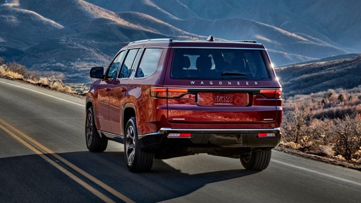 The rear end of the new Jeep Wagoneer.
