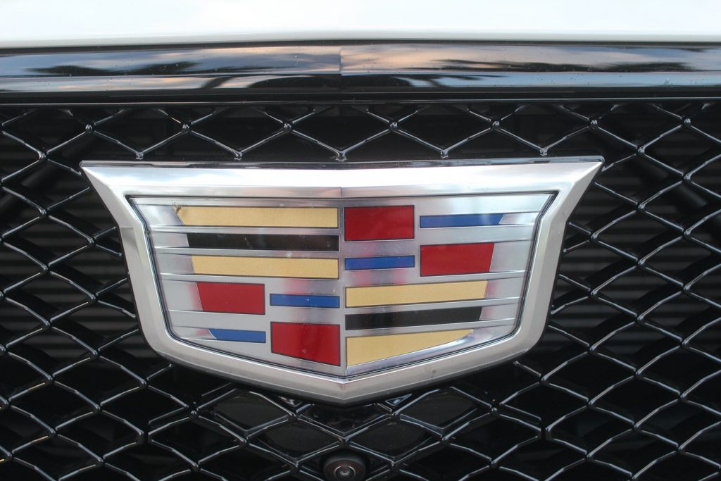 A modern Cadillac logo.