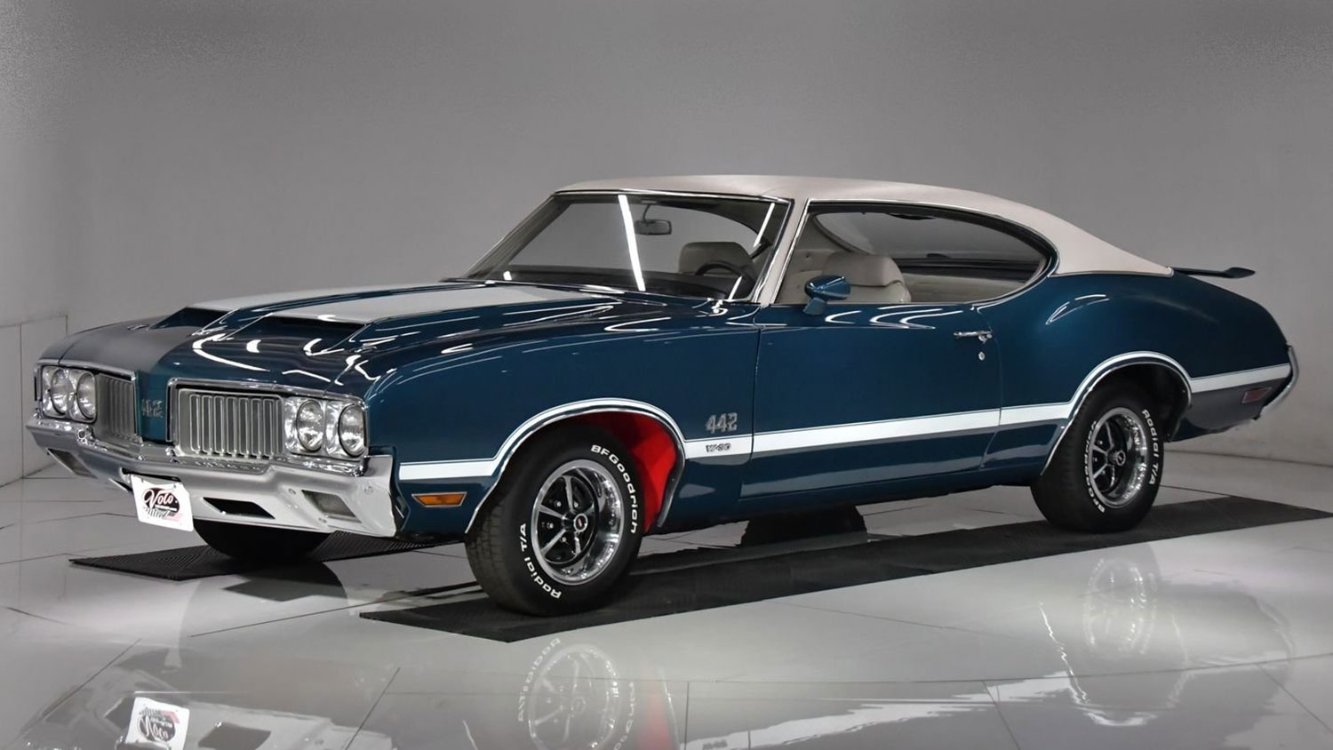 Like-New 1970 Oldsmobile 442 Coupe For Sale: Video