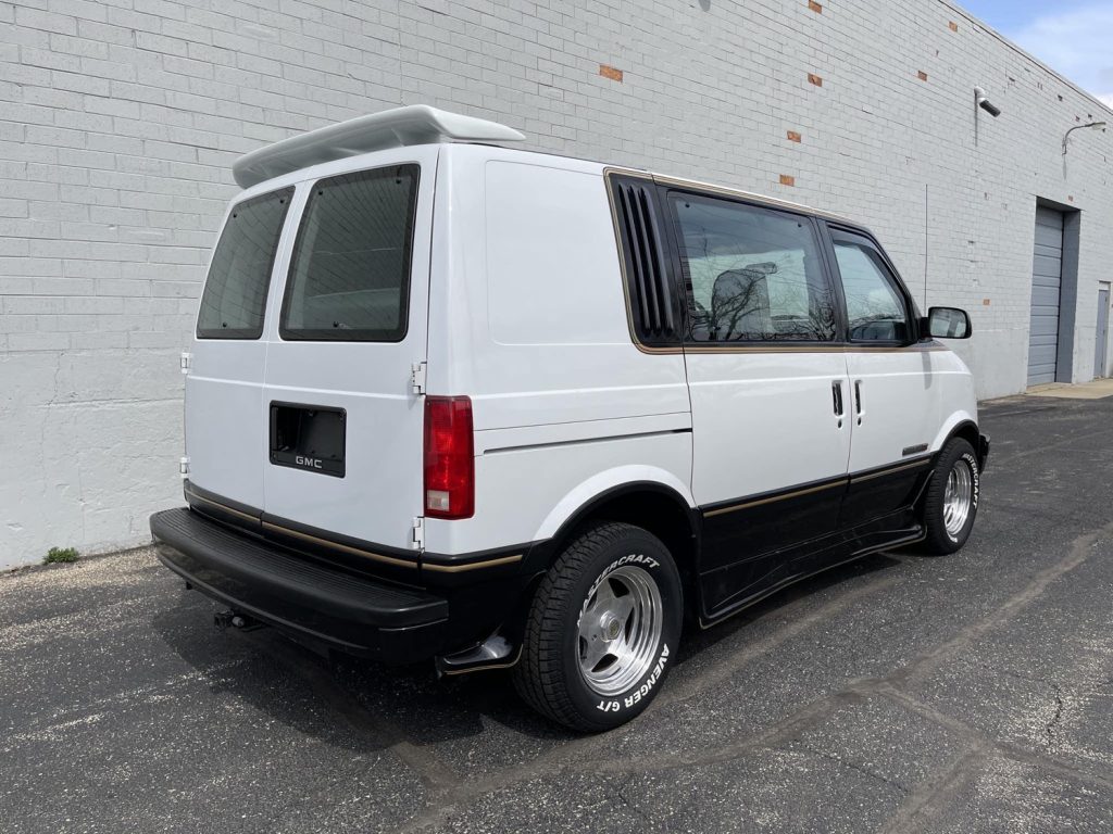 1991 gmc safari slx