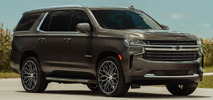 2021 Chevy Tahoe Flexes On 24-Inch Vossen Wheels