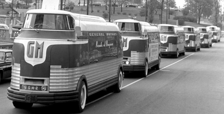 GM Futurliner parade.