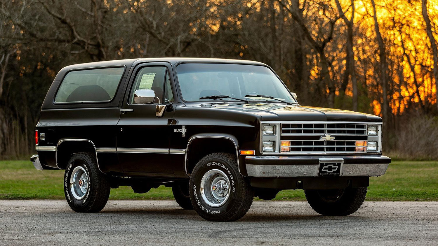Four Thousand Mile 1987 Chevy K5 Blazer Up For Auction