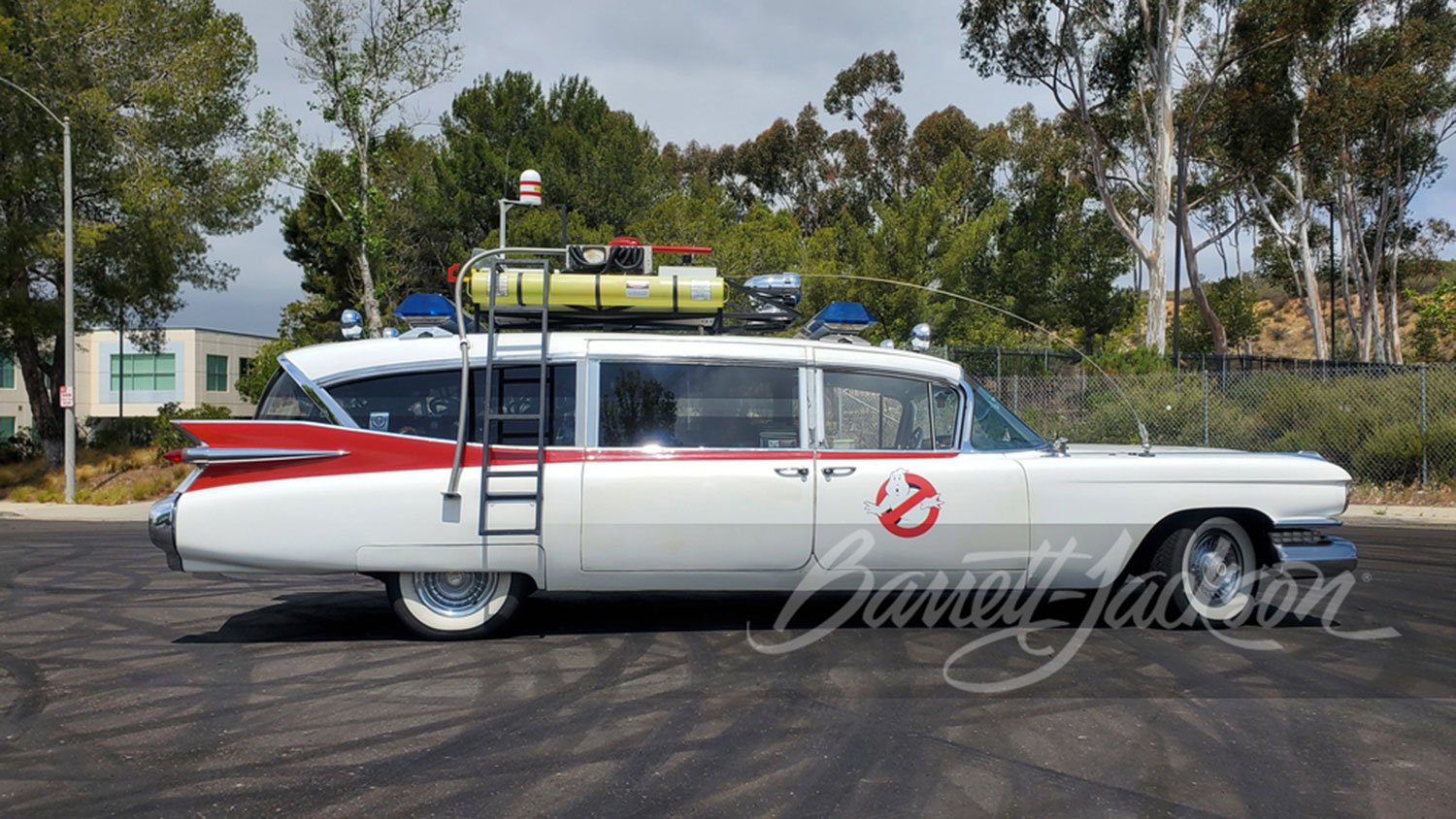 1959 Cadillac Ghostbusters ECTO-1 Fetches $220k: Video