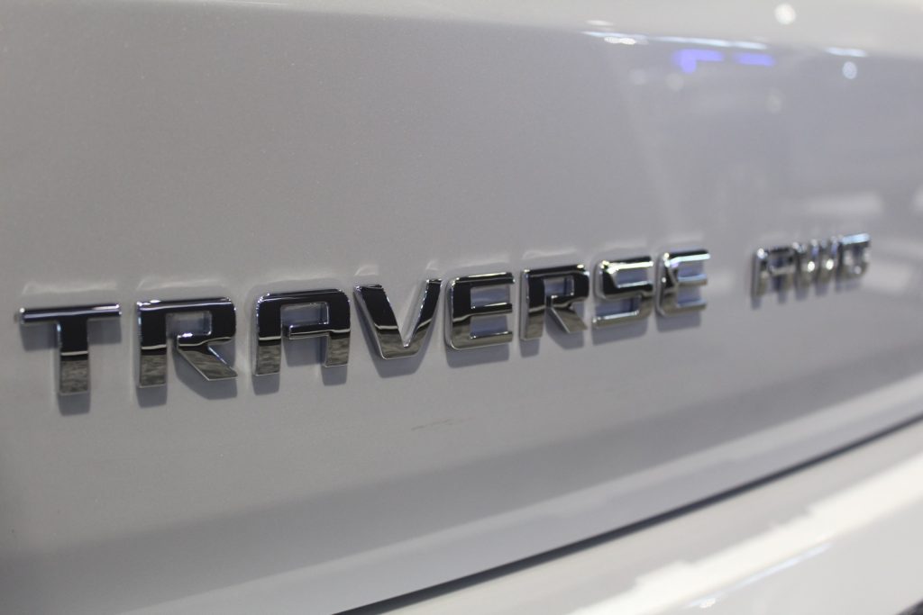 Photo of 2023 Chevy Traverse logo.