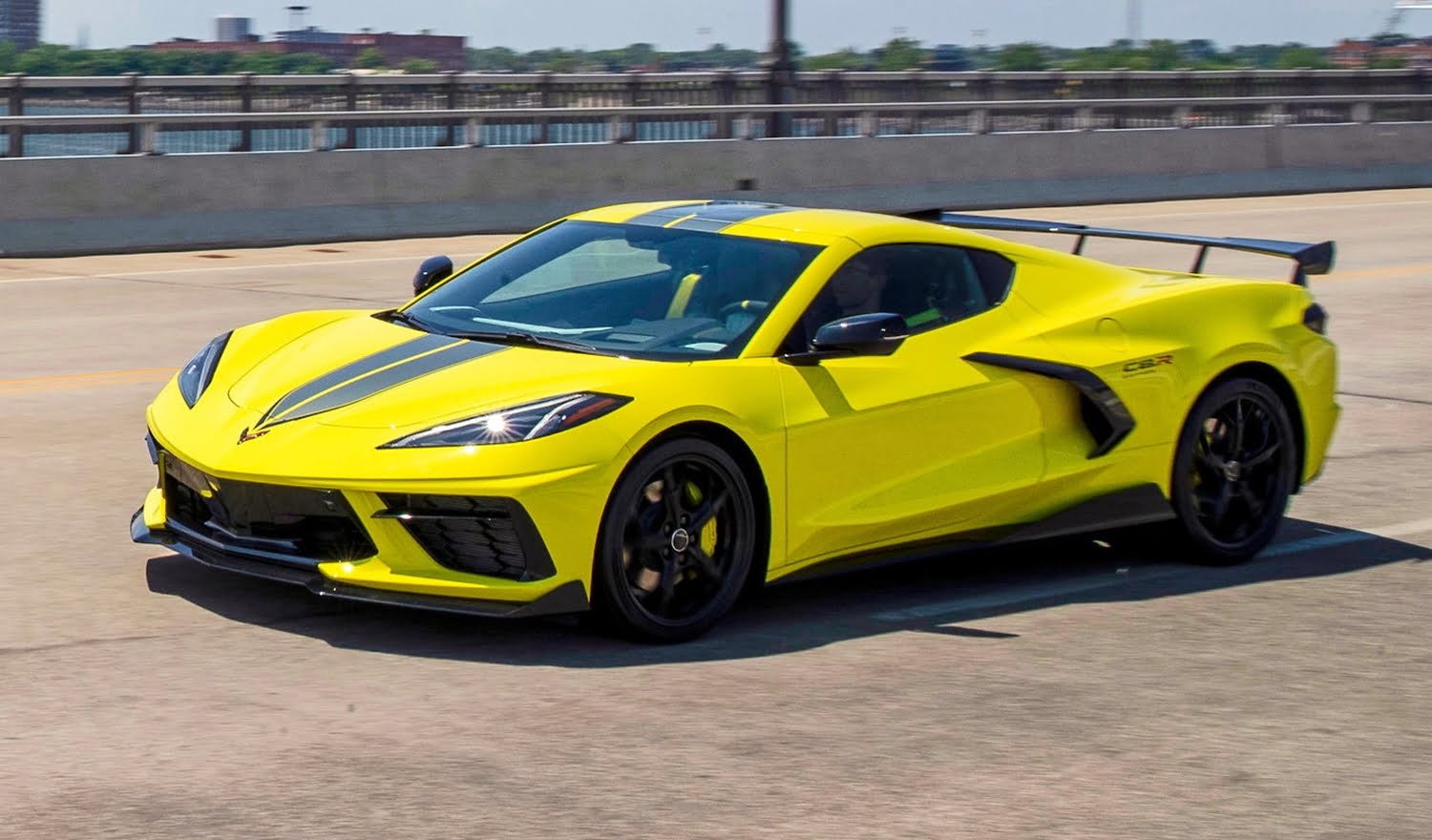 2022 Corvette Stingray IMSA GTLM Championship Edition Mexico Exterior 002 Front Three Quarter 