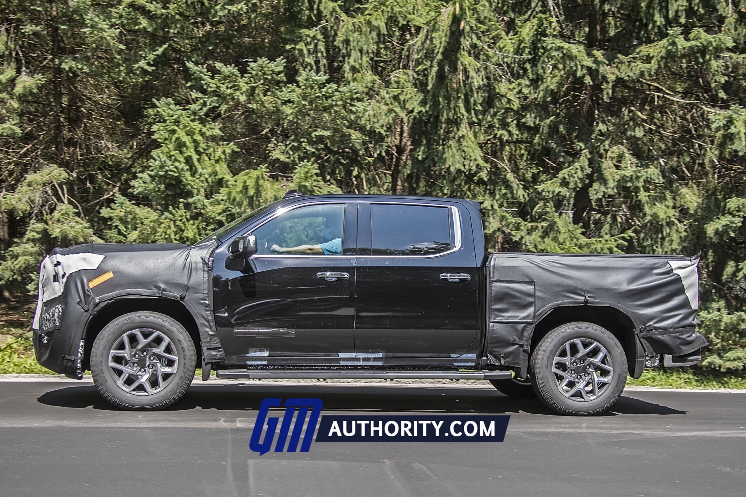 2022 GMC Sierra Denali 1500 Refresh Spied Testing