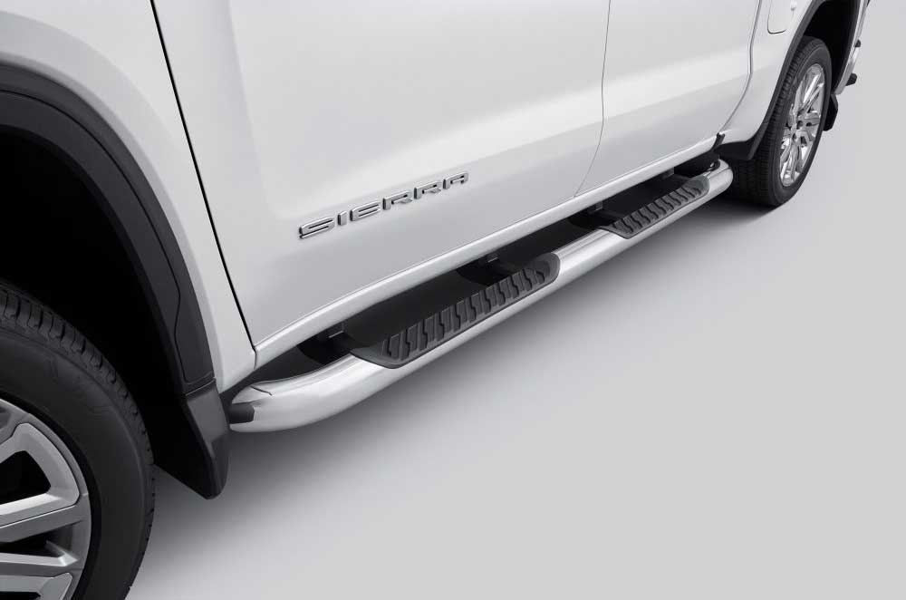 The assist steps on a 2021 model year Sierra, also applicable to the 2023 GMC Sierra 1500.