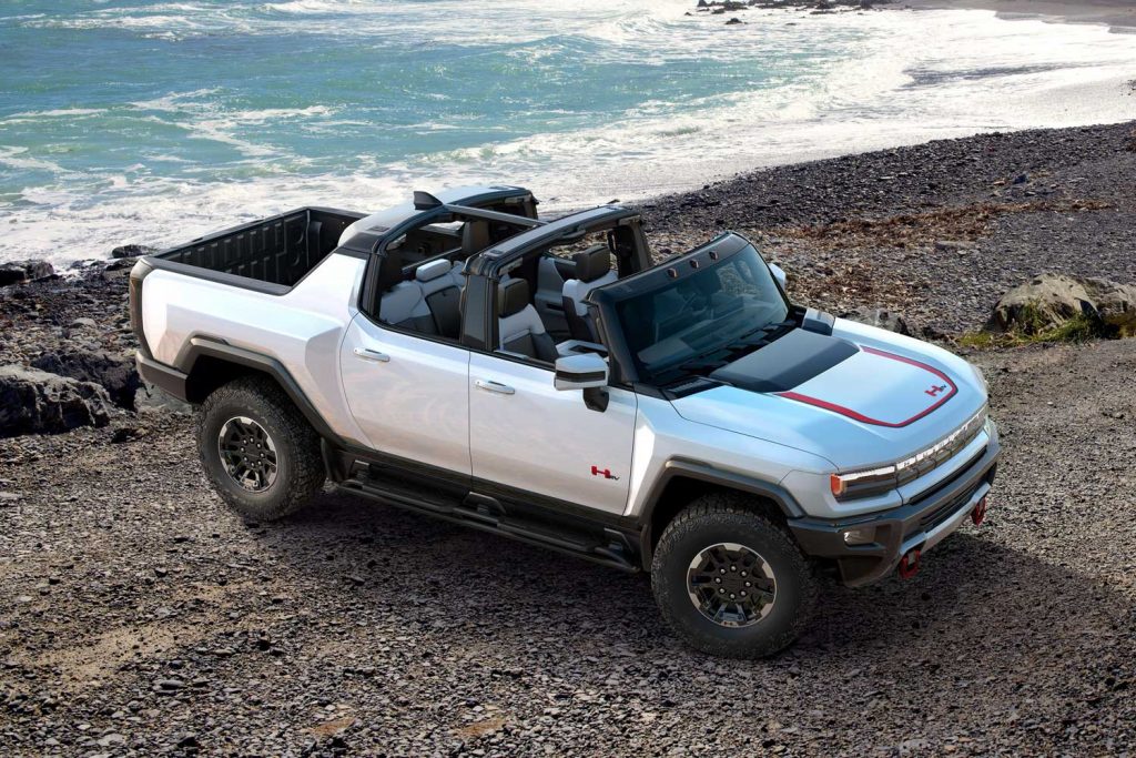 The 2022 GMC HUMMER EV is designed to be an off-road beast, with - Automais