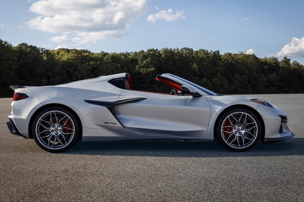 Chevy C8 Corvette Z06 Visualizer Lets You Create Your Dream, 48 OFF