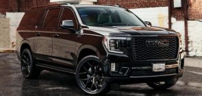 Blacked-Out 2021 GMC Yukon Denali Hits The Streets