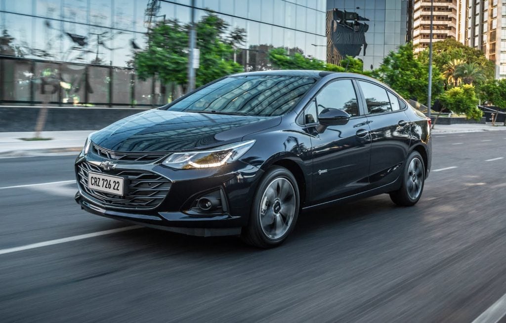 2022 chevrolet cruze black