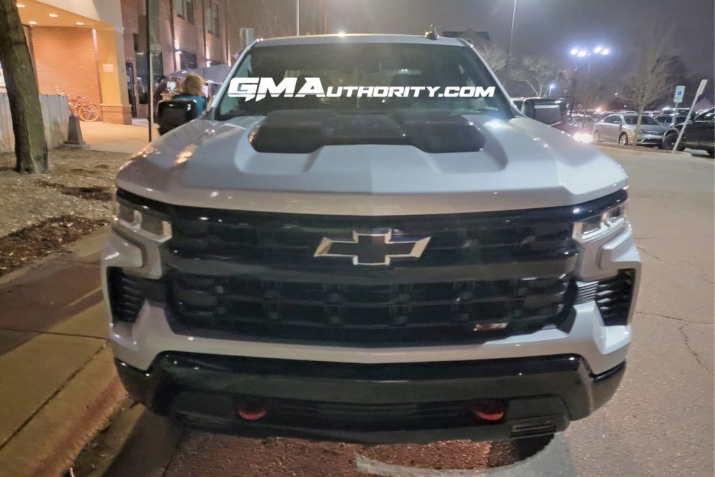 2022 chevrolet silverado gray lifted