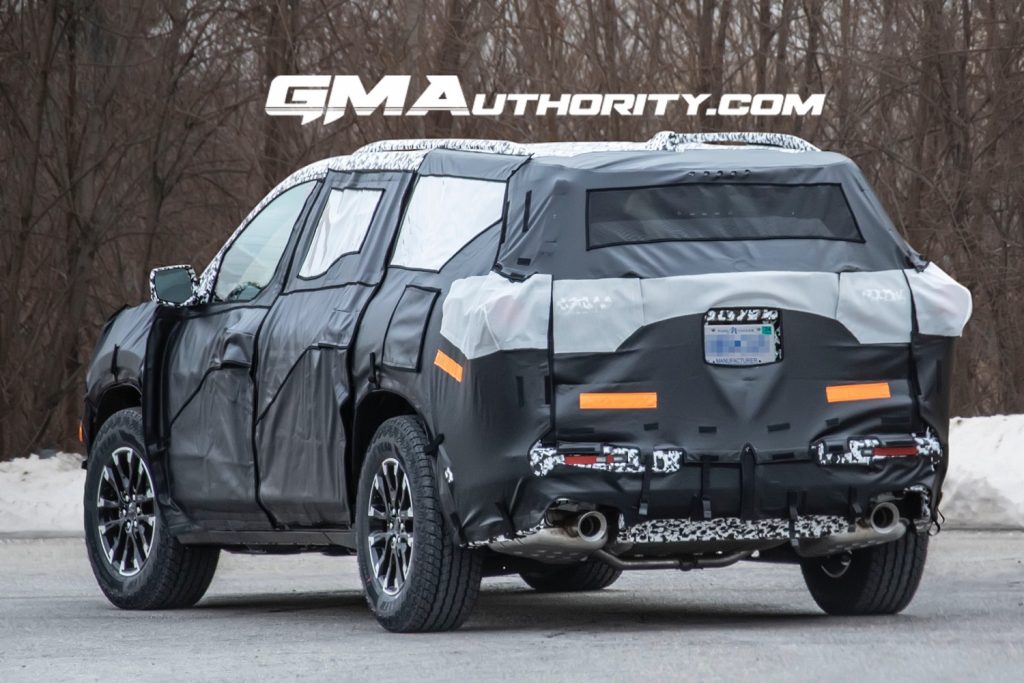 2024 GMC Acadia AT4 hot-swaps for turbo-4, comely new look