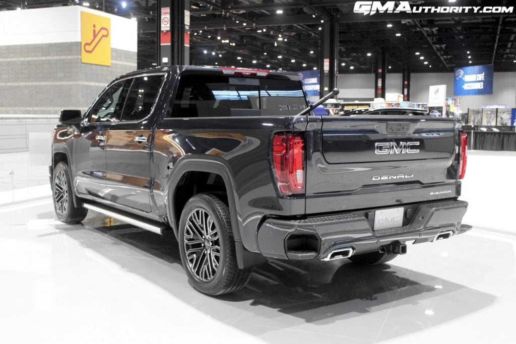 2023 GMC Sierra 1500 MultiPro Tailgate Under Constraint