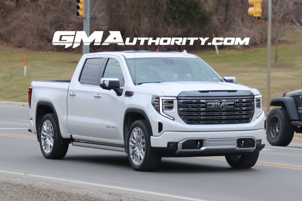 2022 GMC Sierra Denali Ultimate In White Frost Tricoat Paint