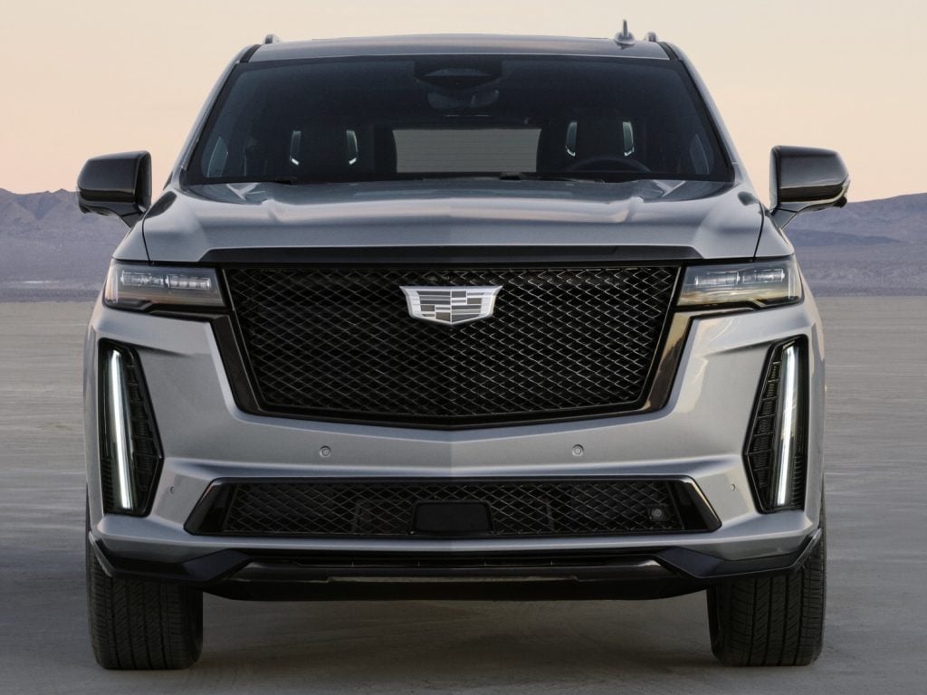 2023 Cadillac Escalade-V Is a Three-Row SUV Hiding a 682-HP V-8