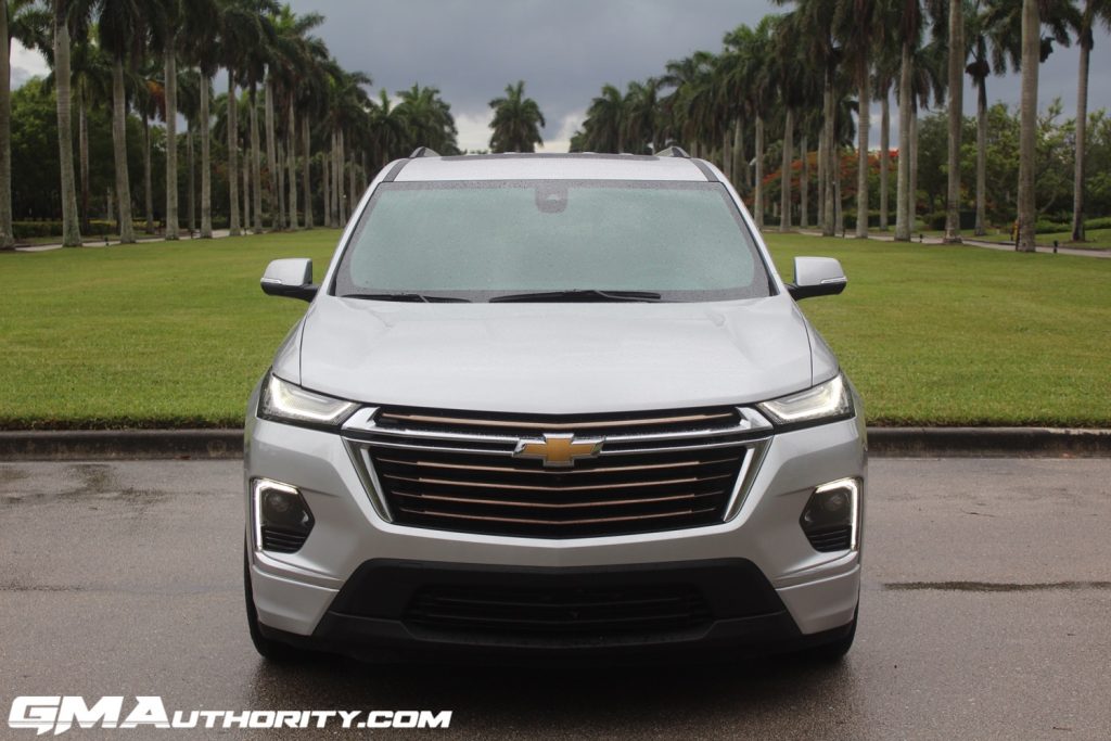 2022 Chevrolet Traverse High Country in Silver Ice Metallic.