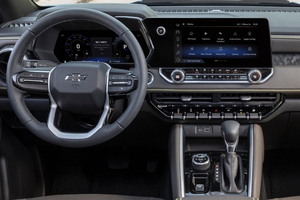 An interior photo of the 2023 Chevy Colorado ZR2 with the 11-inch digital gauge cluster.