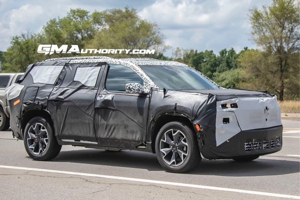 2024 GMC Acadia Drops the V6 and Goes Turbo in Detroit