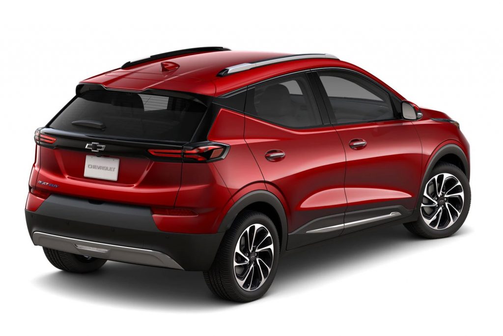 Rear three quarters view of the 2023 Chevy Bolt EUV. 