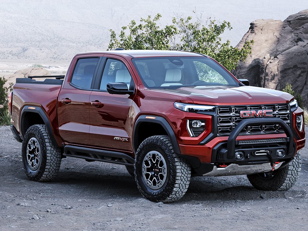 Front three-quarters view of the 2023 GMC Canyon AT4X.