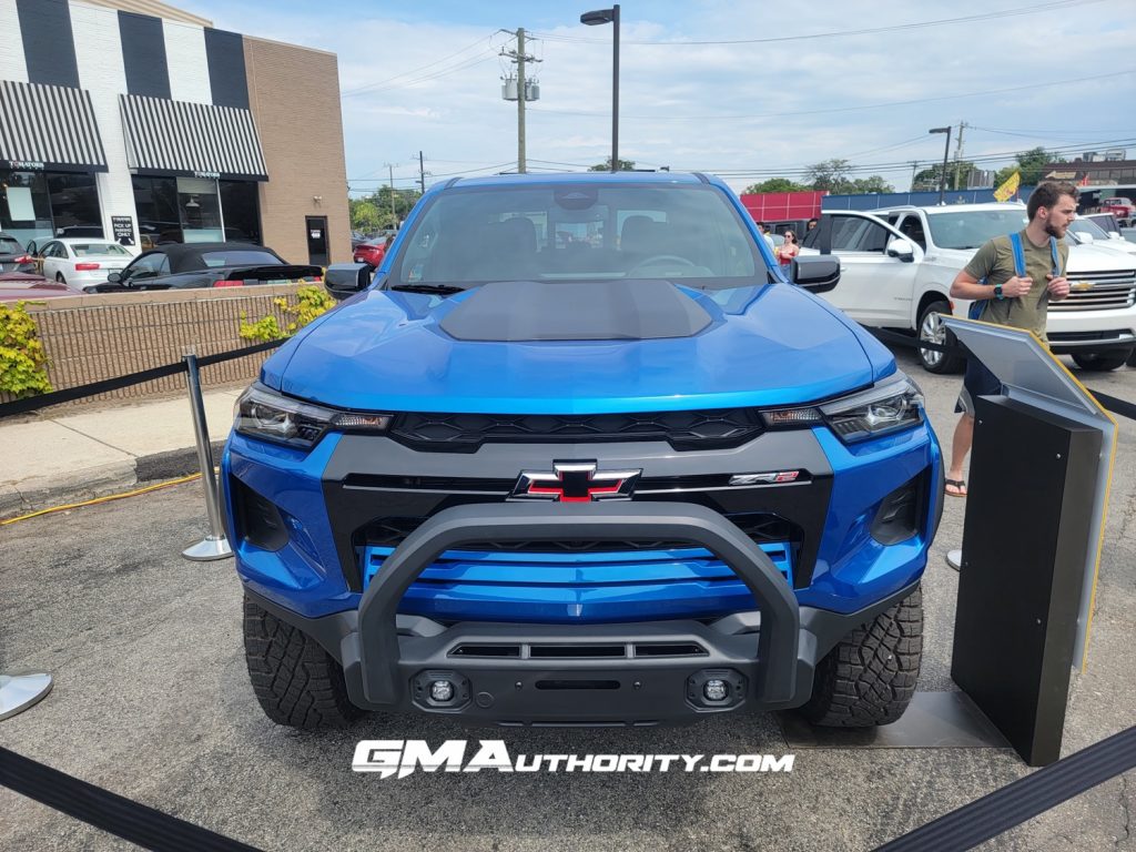 2023 Chevy Colorado ZR2 Arrives With New Desert Boss Trim - CNET