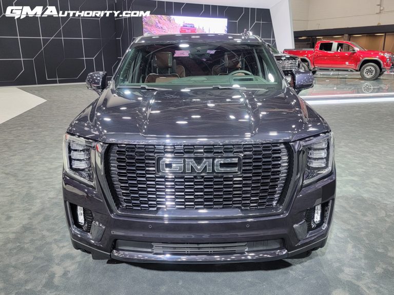 2023 GMC Yukon Denali Ultimate: Live Photo Gallery