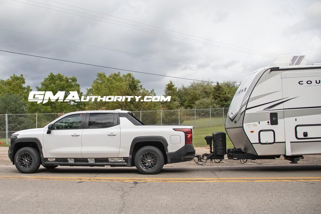 Best Trucks for Towing in 2024 & 2025 - Road & Track